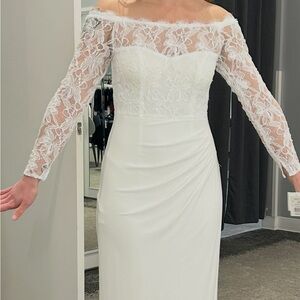 Elegant White Lace-Sleeve Women's Dress